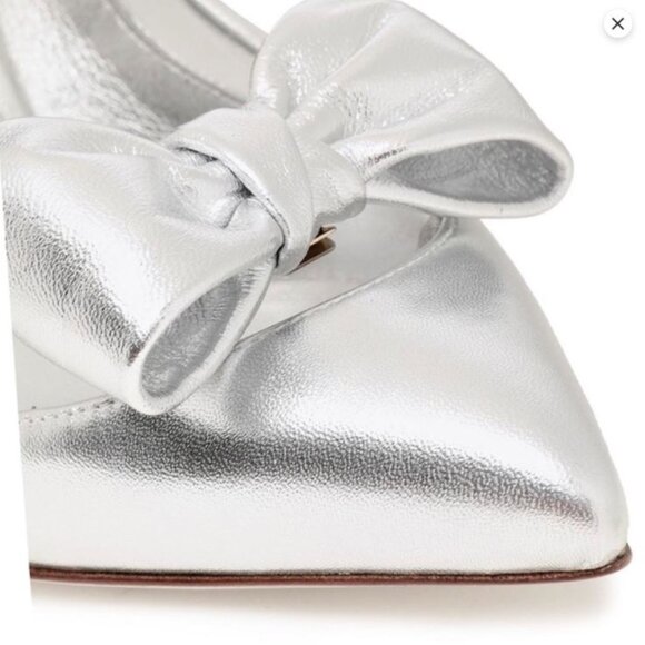 Brand New Valentino Garavani women sz 37 'Dollybow' silver Metallic Pump - Picture 2 of 4